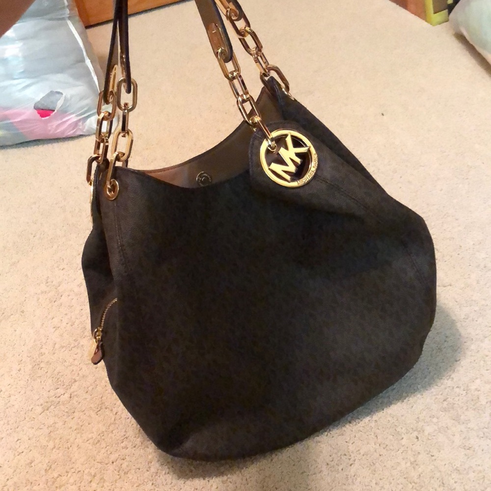 Brand new never been used Michael Kors purse